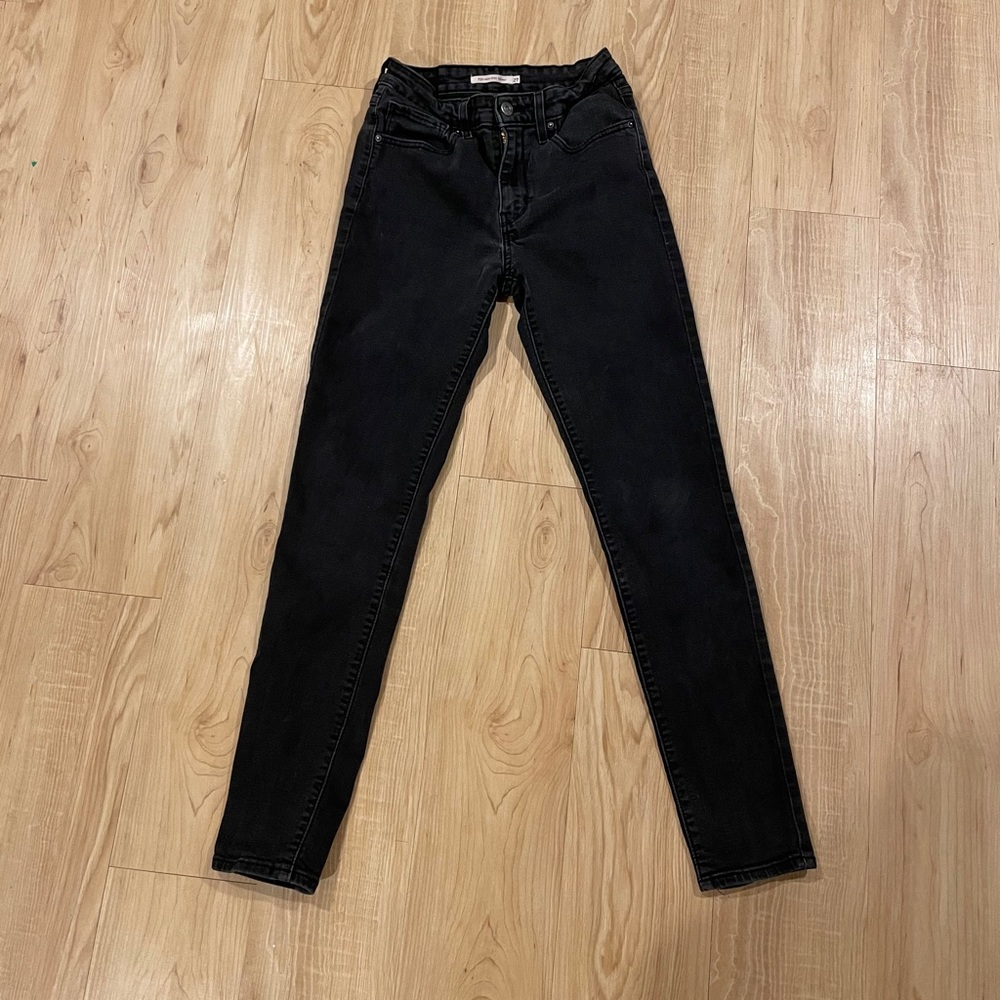Retro 710 black Levi’s